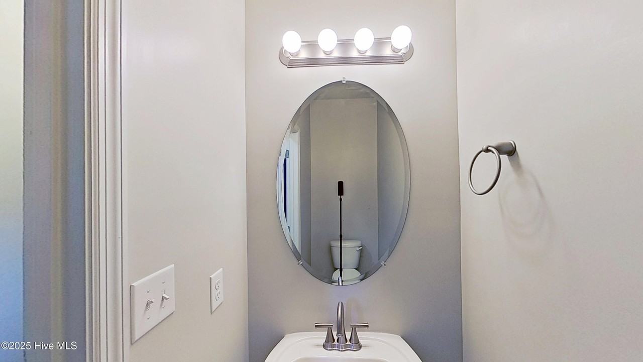 531 Caldwell Loop - Photo 4 of 29