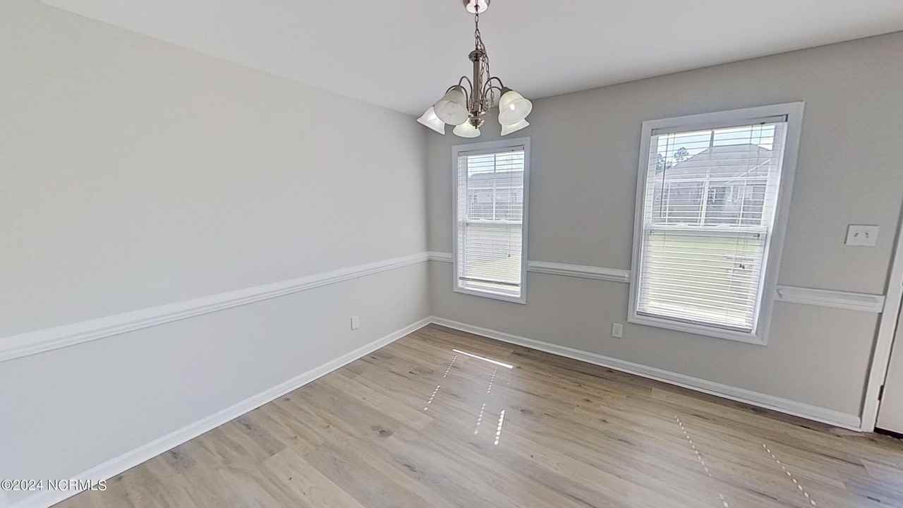 717 Radiant Dr - Photo 6 of 28