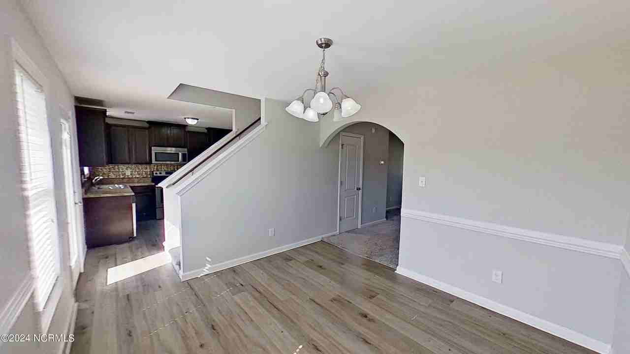 717 Radiant Dr - Photo 7 of 28