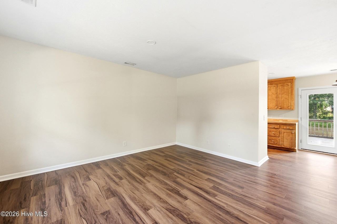 130 Mohican Trl - Photo 5 of 50