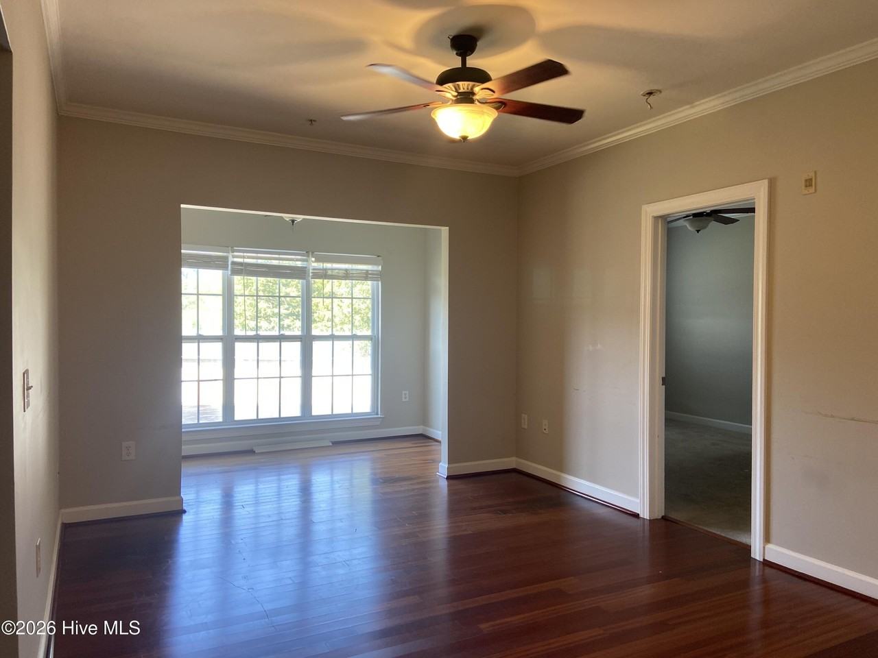 2808 Bloomfield Ln #205 - Photo 5 of 17