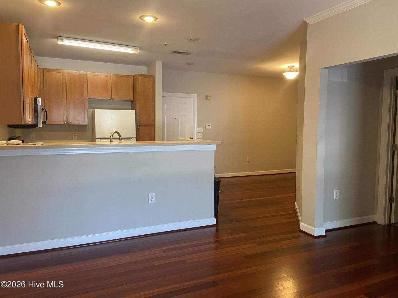 2808 Bloomfield Ln #205 - Photo 6 of 17