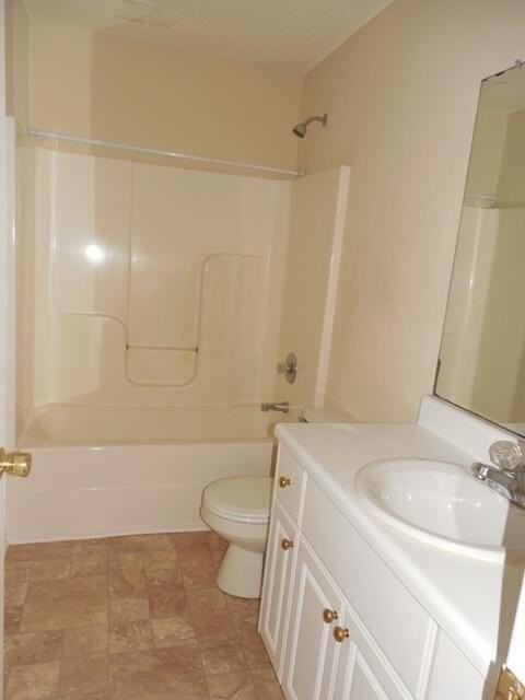 4603 Manteo Ct - Photo 6 of 11