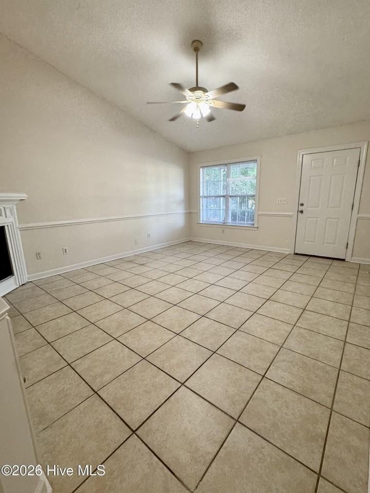 1509 Joel Dr #B - Photo 3 of 16