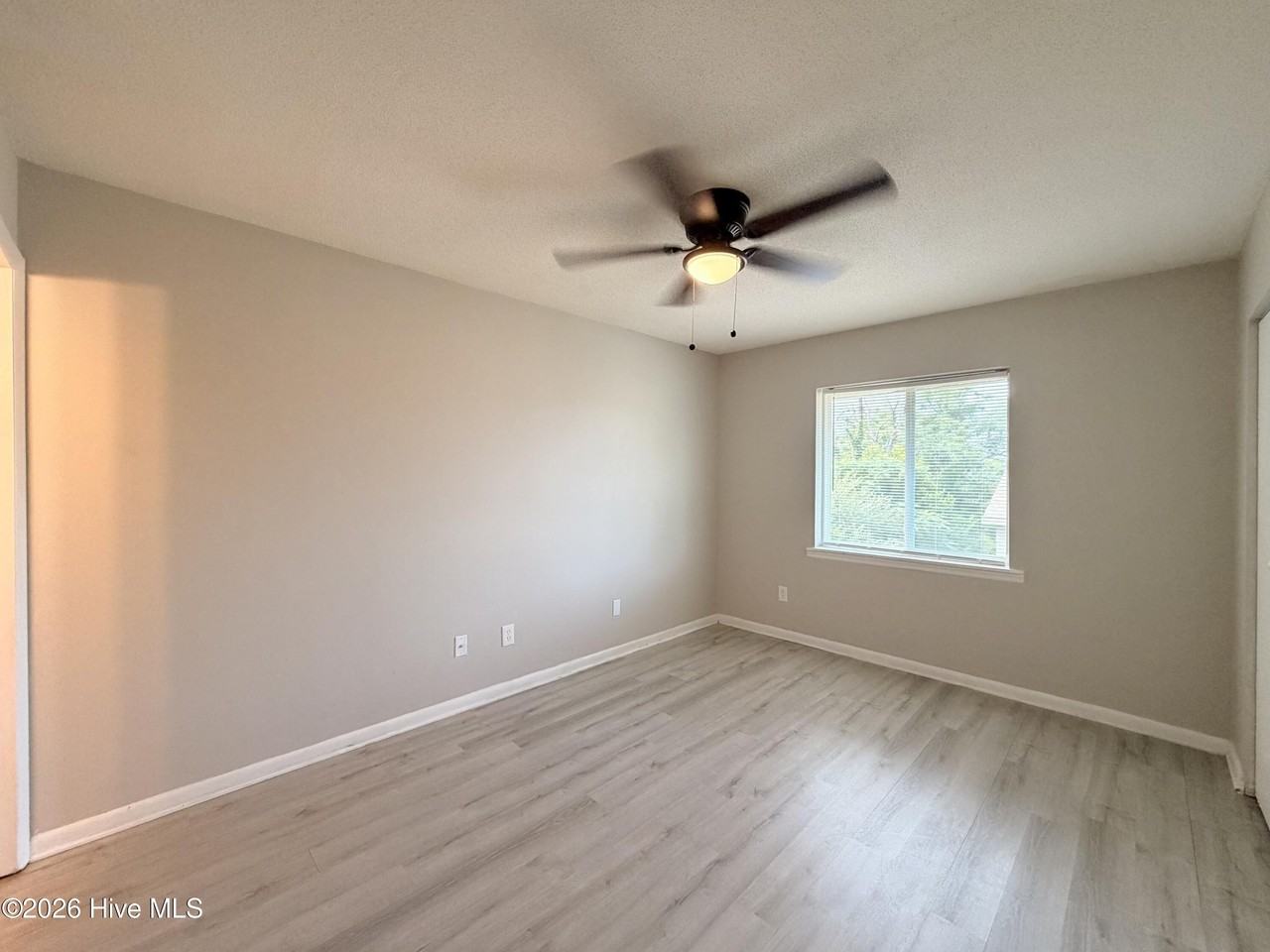 2219 Walden Dr #C4 - Photo 6 of 8