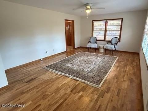 239 Peiffer Ave - Photo 5 of 33