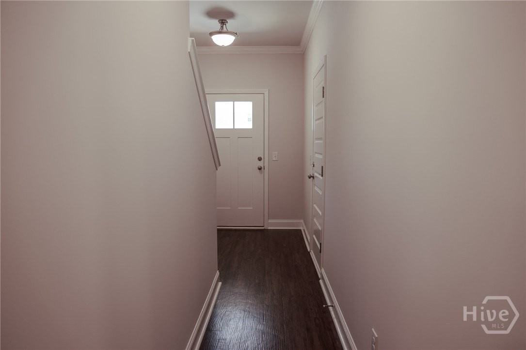 121 Horizon Ln - Photo 4 of 32