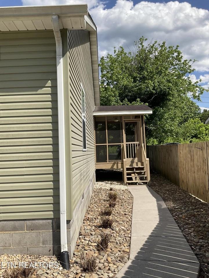 1521 Cunningham Rd - Photo 3 of 18