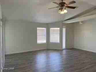1171 Regency Dr #1 - Photo 6 of 23