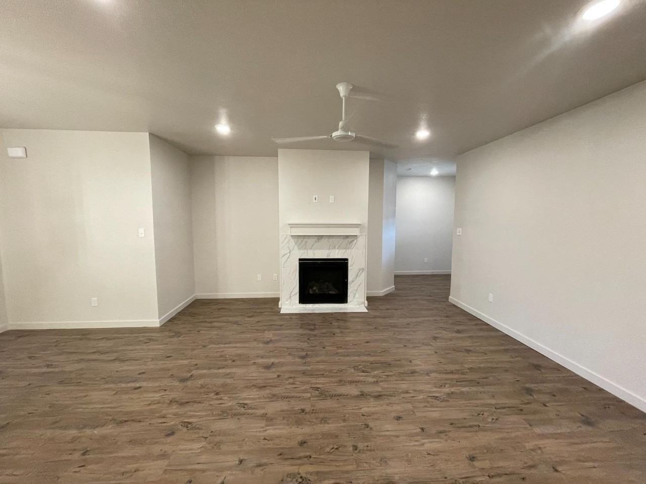 10908 Aberdeen Ave - Photo 2 of 10