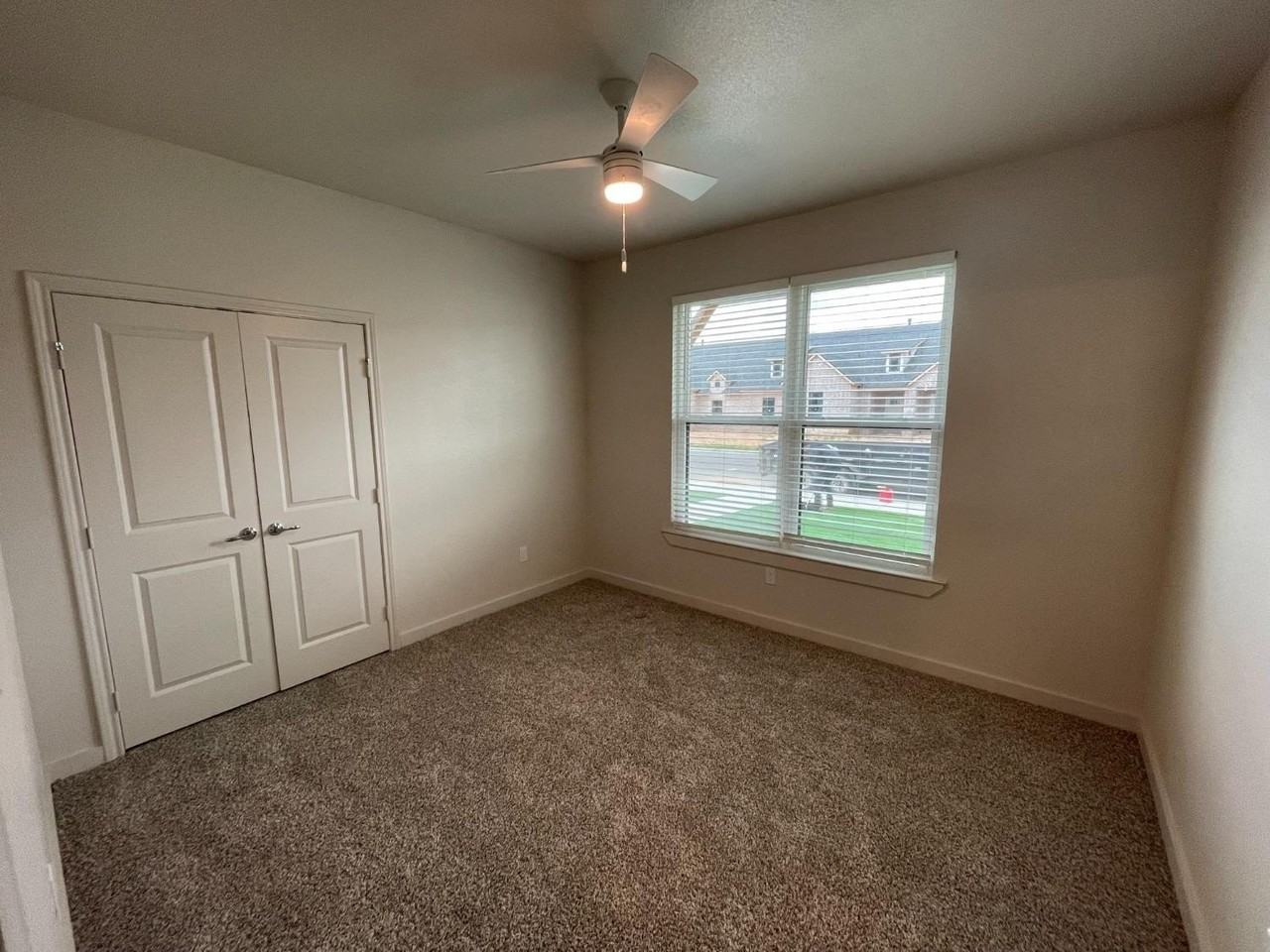 10908 Aberdeen Ave - Photo 5 of 10