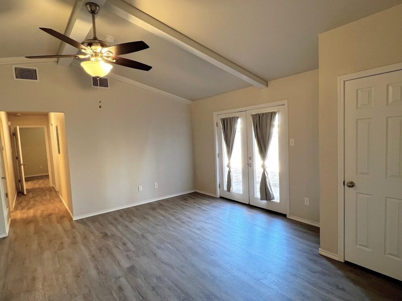 7504 Avenue W #A - Photo 7 of 17