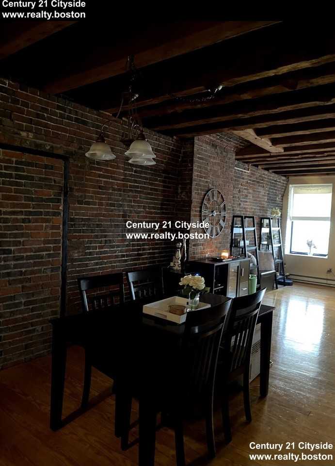 82 Commercial St #3 - Photo 2 of 17