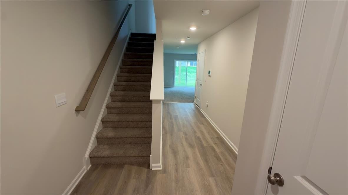 8204 Alexander Ct - Photo 3 of 33