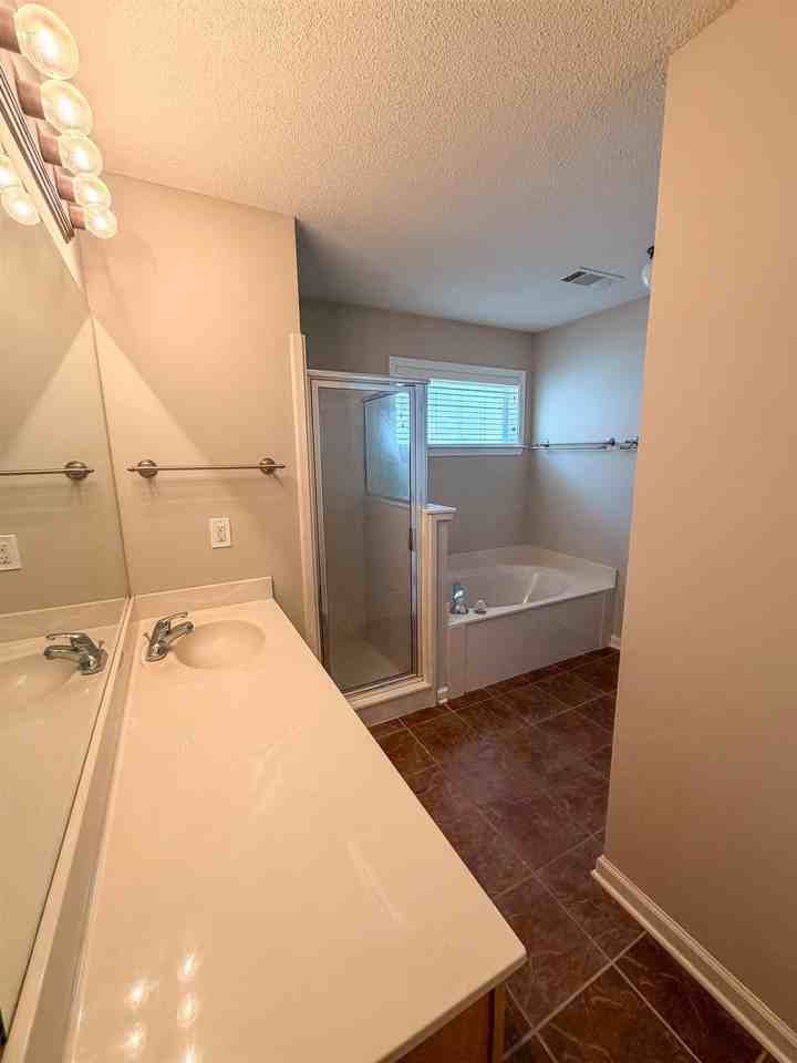 10228 Morning Hill Dr - Photo 5 of 10