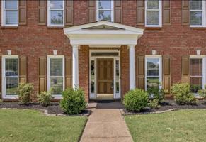 featured image of 2033 W Houston Way