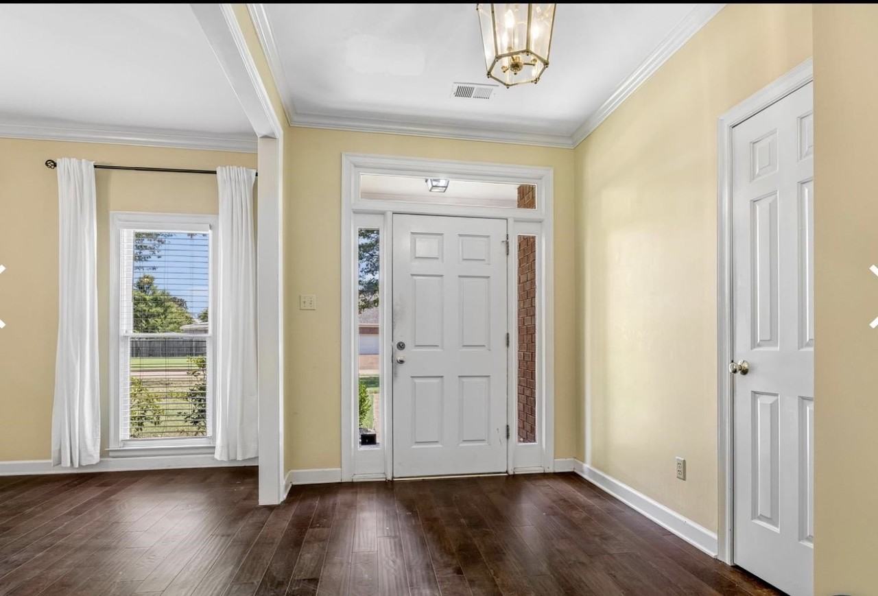 2033 W Houston Way - Photo 6 of 33