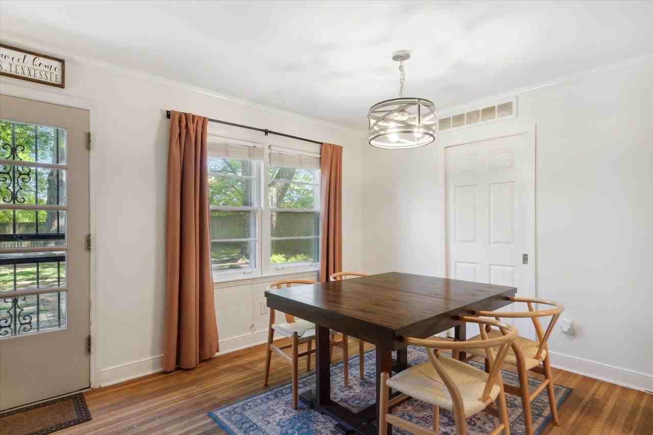 336 Mcelroy Rd - Photo 5 of 26