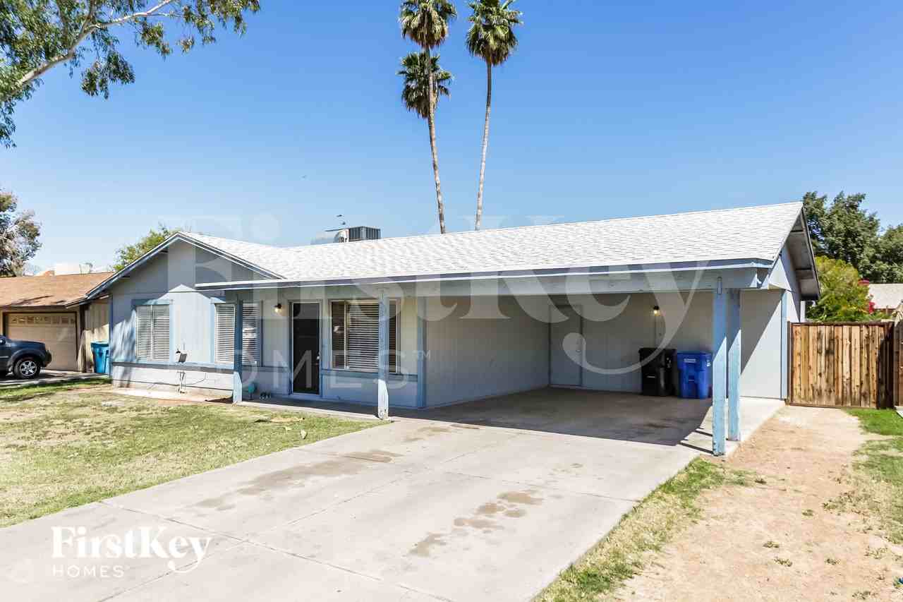4216 W Royal Palm Rd - Photo 2 of 16