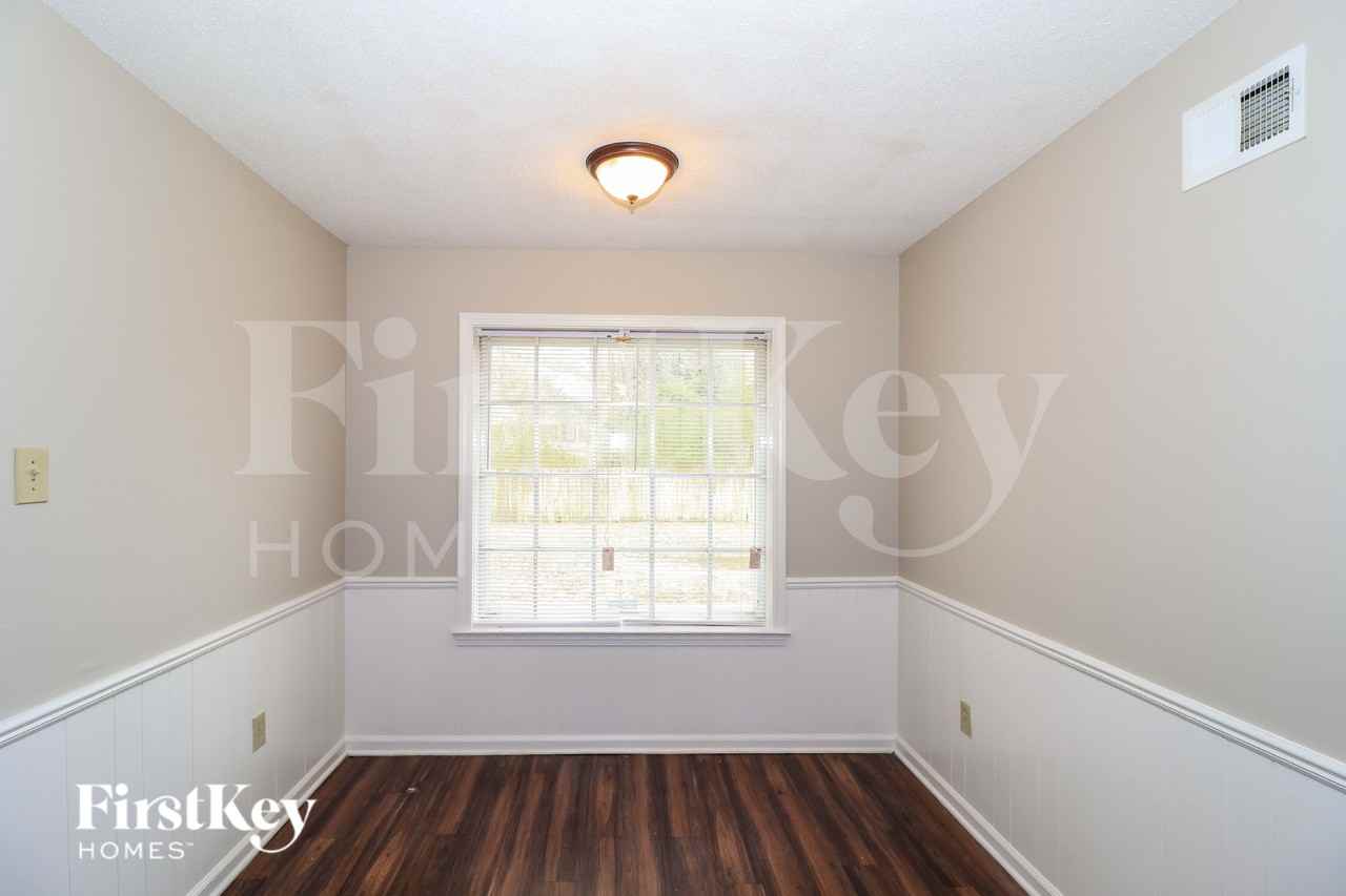 3349 Lynchburg St - Photo 4 of 15
