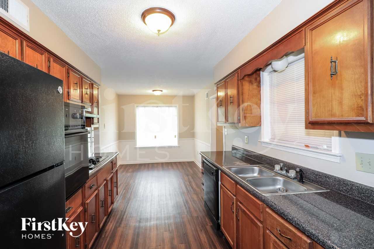 3349 Lynchburg St - Photo 6 of 15