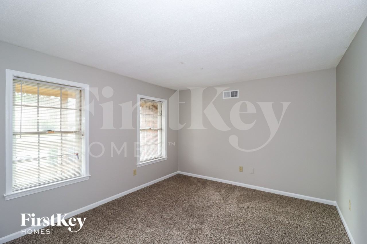 3349 Lynchburg St - Photo 7 of 15