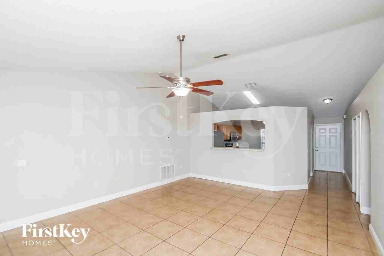 3253 Aspen Rd Se - Photo 5 of 15