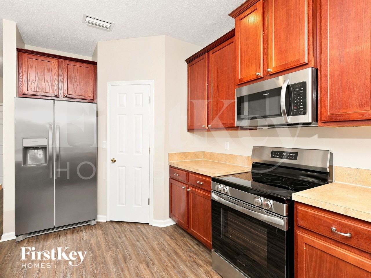 2831 Harvest Moon Dr - Photo 5 of 17