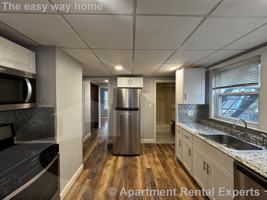 featured image of 49 Hudson St #1