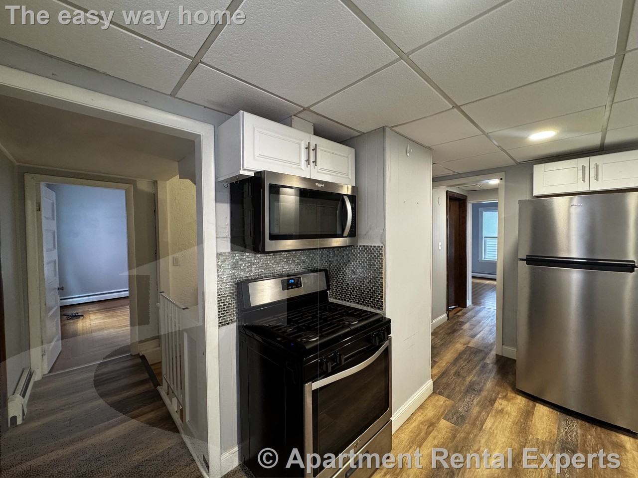 49 Hudson St #1 - Photo 3 of 20