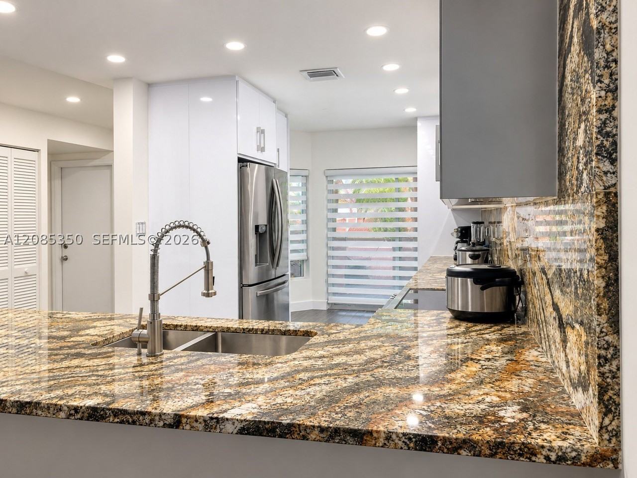 10016 Nw 43rd Ter - Photo 2 of 9