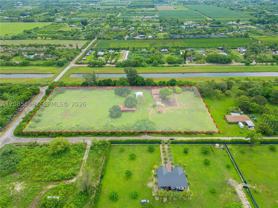 15365 Sw 206th Ave - Photo 1 of 1