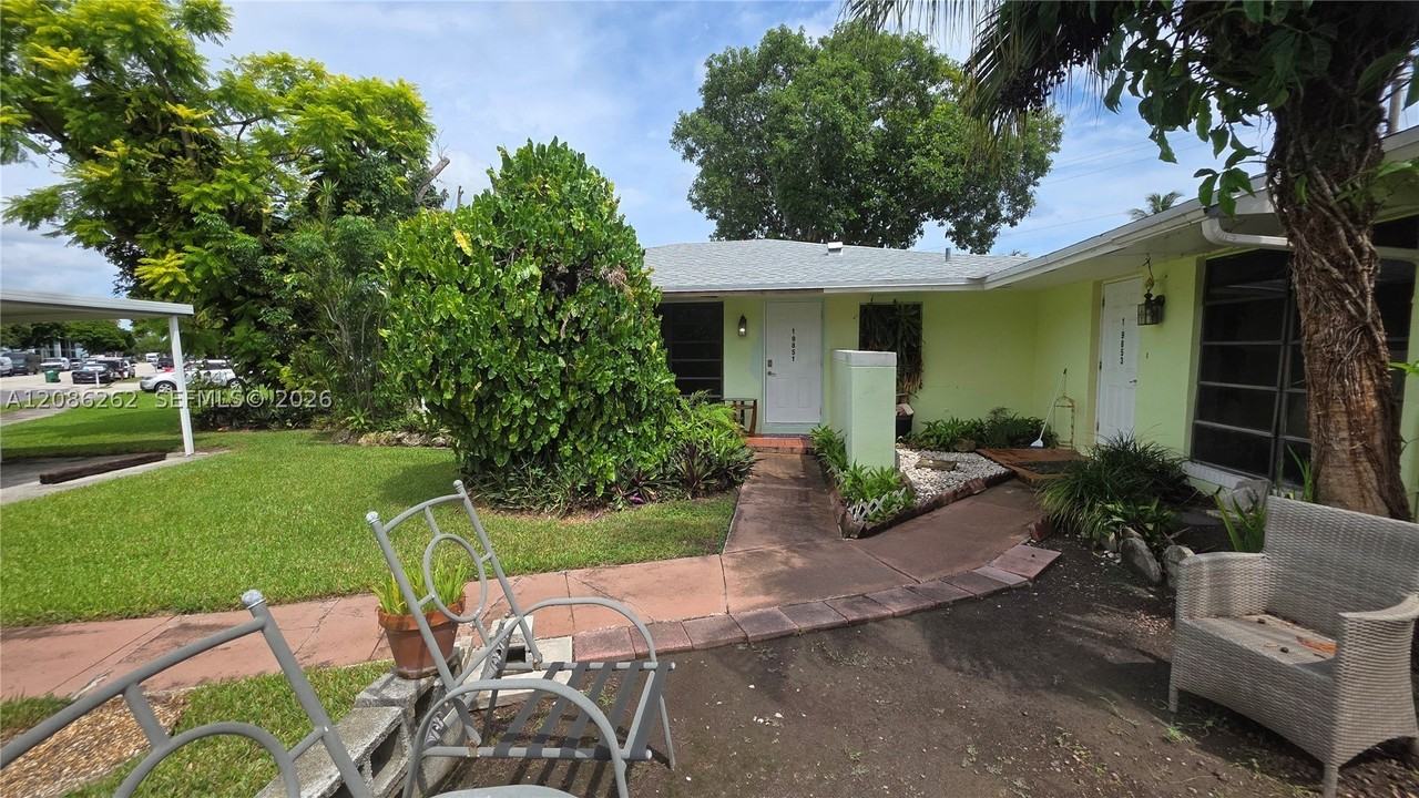 19851 Sw 103rd Ct #19851 - Photo 5 of 28