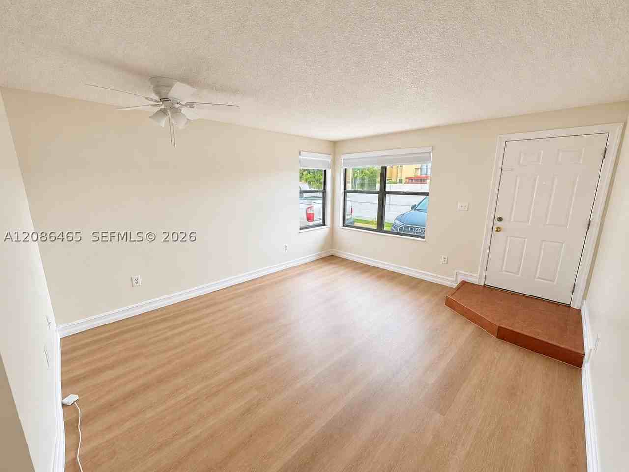 2071 W 54th St #77 - Photo 3 of 15