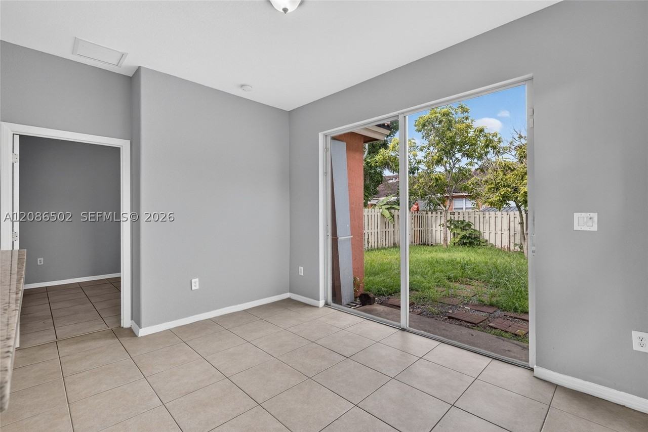 23702 Sw 110th Ave #23702 - Photo 7 of 16