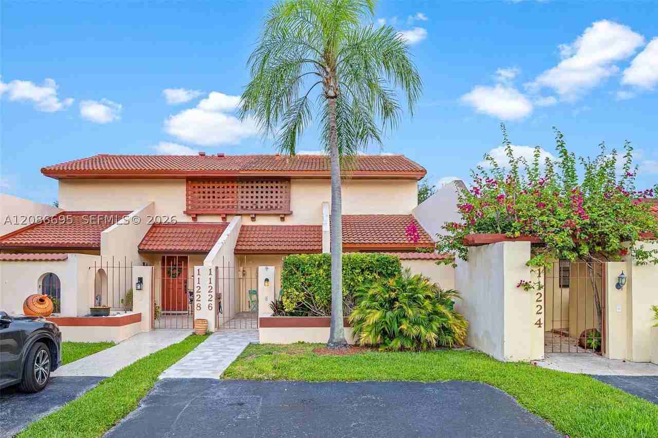 11226 Sw 117th Ct - Photo 2 of 46