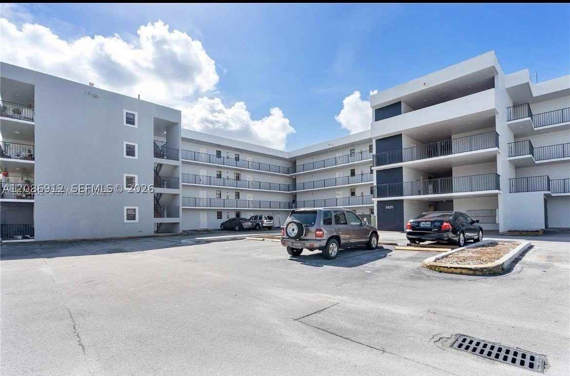 5825 W 25th Ct #311