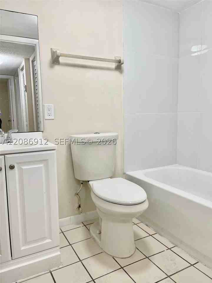 5825 W 25th Ct #311 - Photo 6 of 17