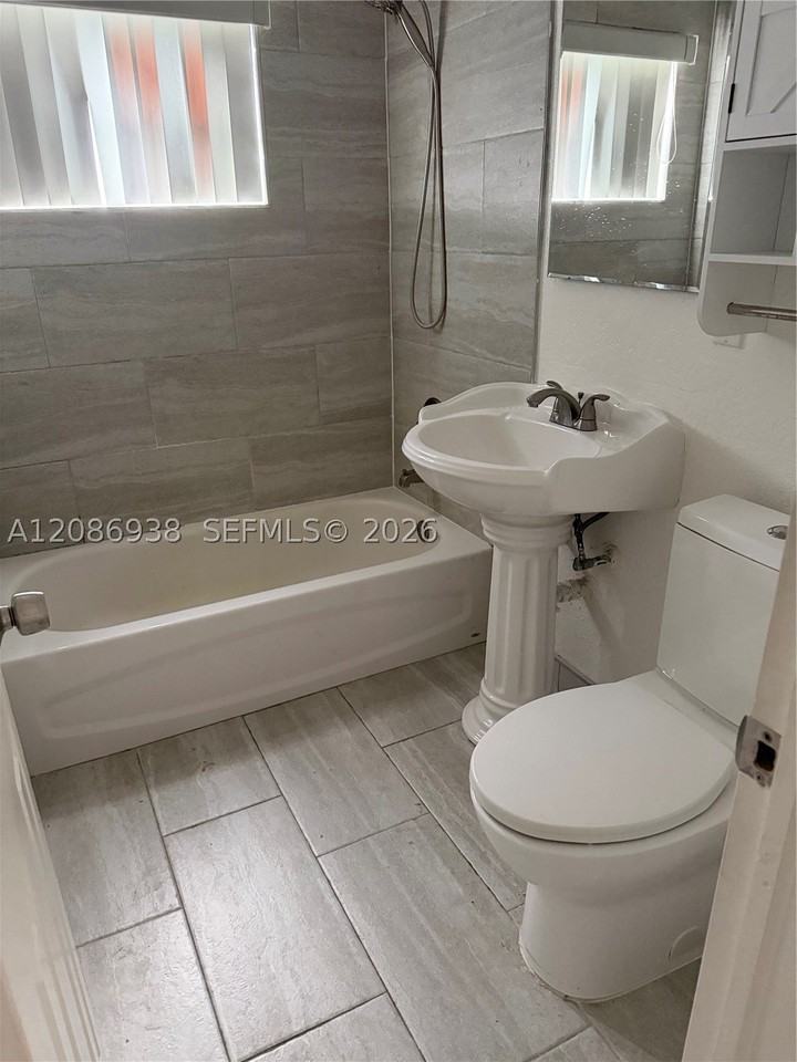 16120 Nw 18th Ave #0 - Photo 5 of 6