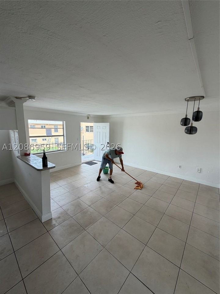 3855 Sw 79th Ave #19