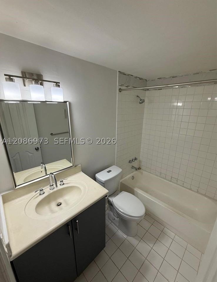8600 Sw 109th Ave #4-112 - Photo 6 of 18