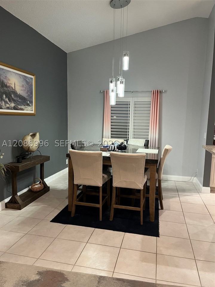 3212 Anthony Cir S #1 - Photo 6 of 17