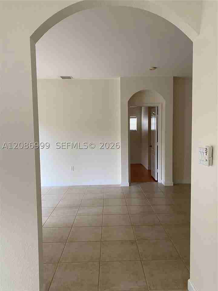 8982 Sw 212th Ter - Photo 3 of 12