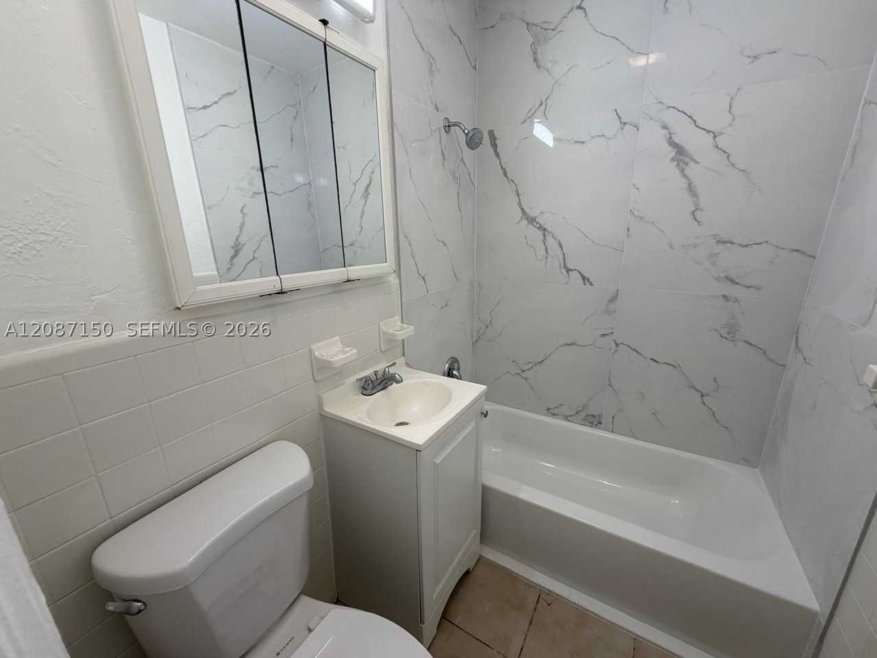1845 Pembroke Rd #4-27 - Photo 6 of 8