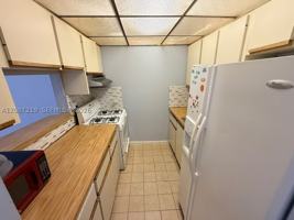 featured image of 1255 W 53rd St #309