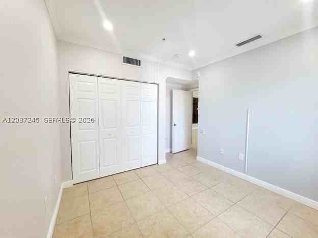 208 Nw 47th Ave #203 - Photo 5 of 9