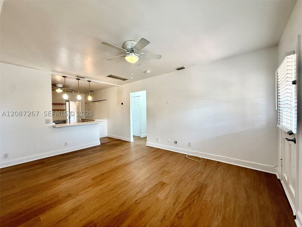 2403 Scott St #A - Photo 7 of 36