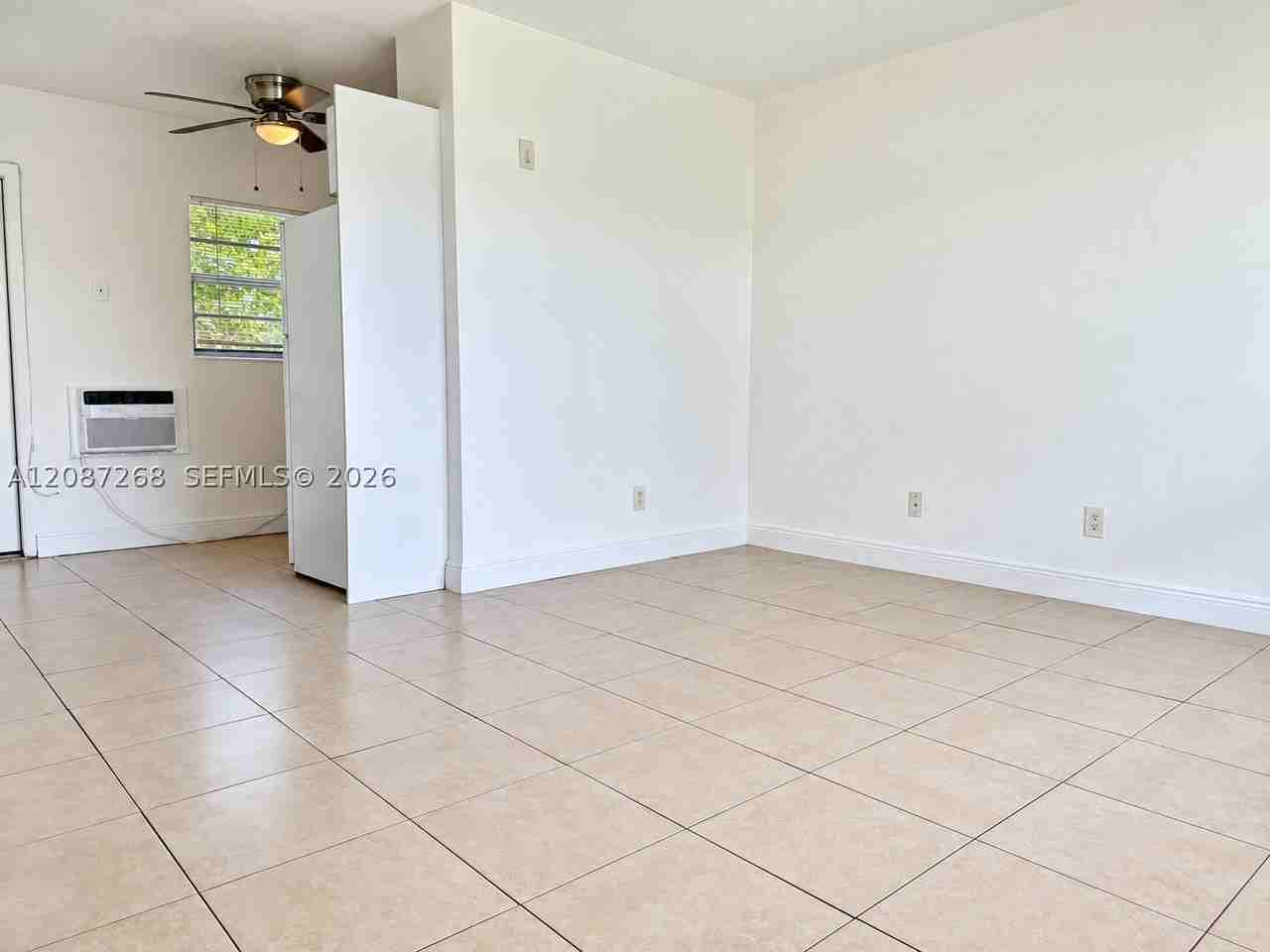 2206 Fillmore St #8 - Photo 4 of 20