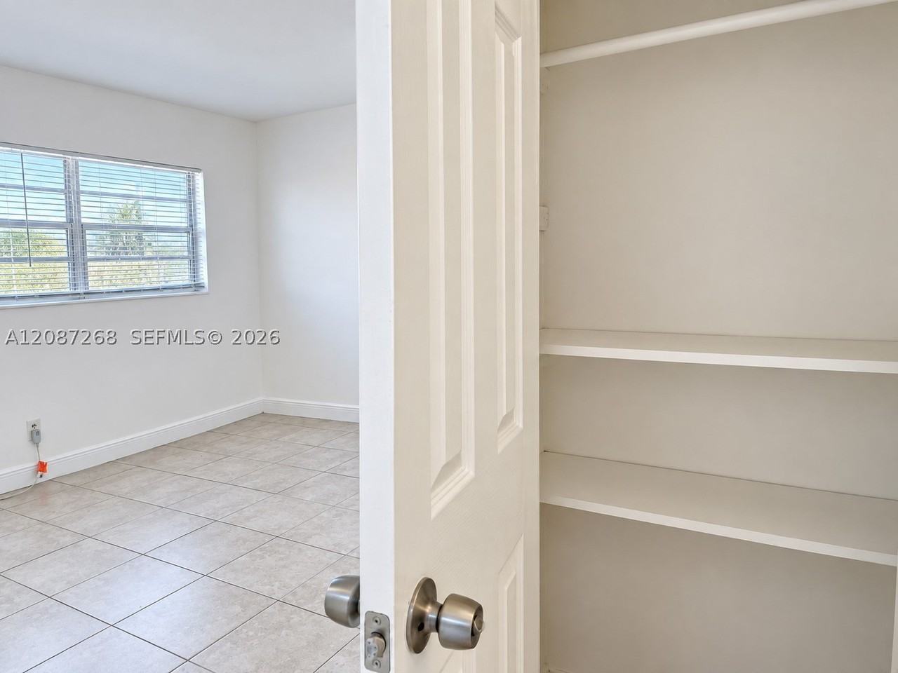 2206 Fillmore St #8 - Photo 6 of 20