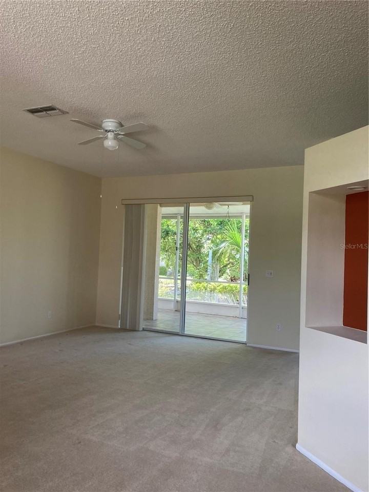5006 45th St W - Photo 5 of 15